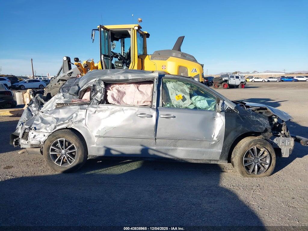 2C4RDGCG5HR865996 2017 DODGE GRAND CARAVAN photo no. 12