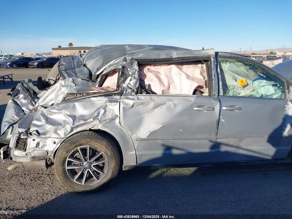 2C4RDGCG5HR865996 2017 DODGE GRAND CARAVAN photo no. 6