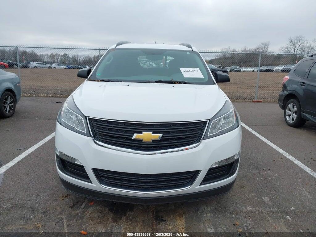 1GNKRFED9HJ341018 2017 CHEVROLET TRAVERSE photo no. 12