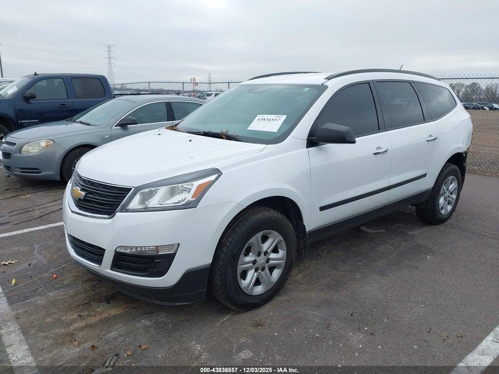 1GNKRFED9HJ341018 2017 CHEVROLET TRAVERSE photo no. 2