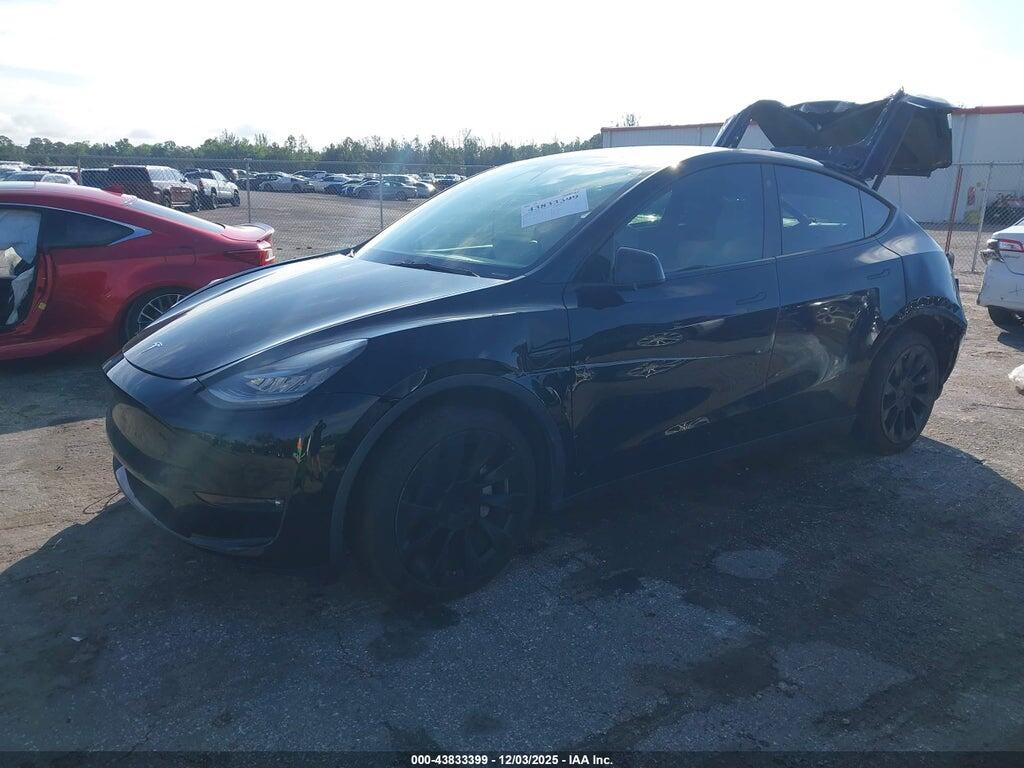 5YJYGDEE3MF202624 2021 TESLA MODEL Y photo no. 2