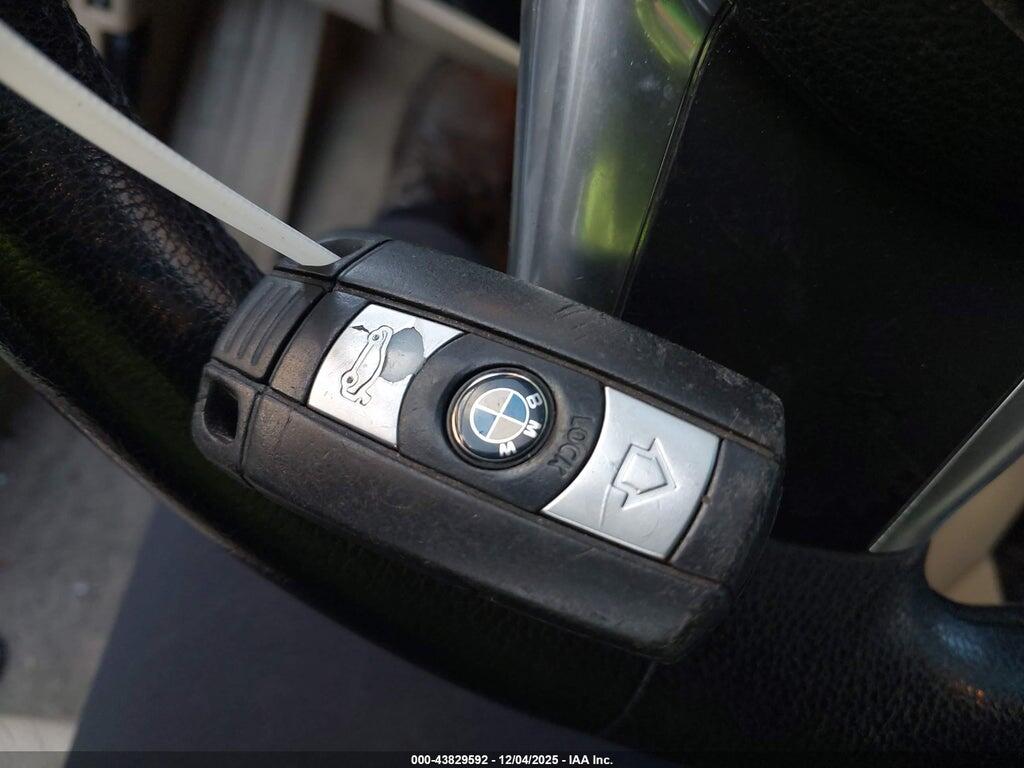 WBANU53508C112481 2008 BMW 528I photo no. 11