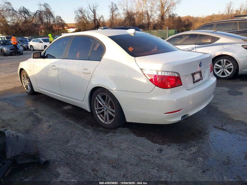 WBANU53508C112481 2008 BMW 528I photo no. 3