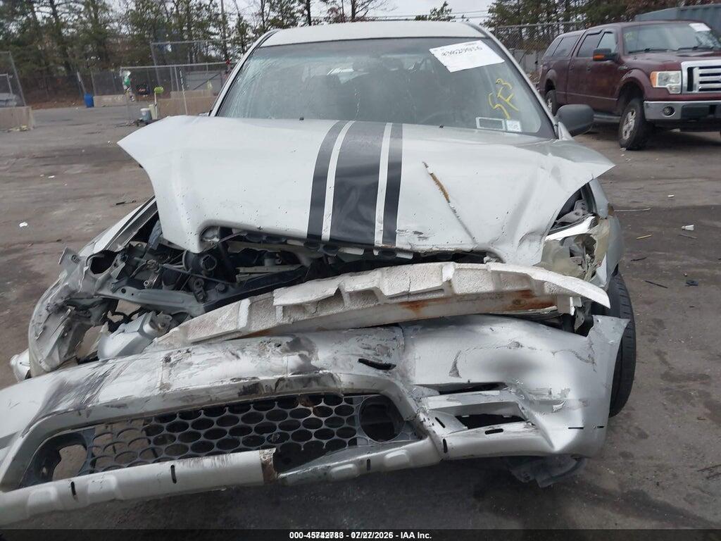 2T1KY32E13C155713 2003 TOYOTA MATRIX photo no. 12