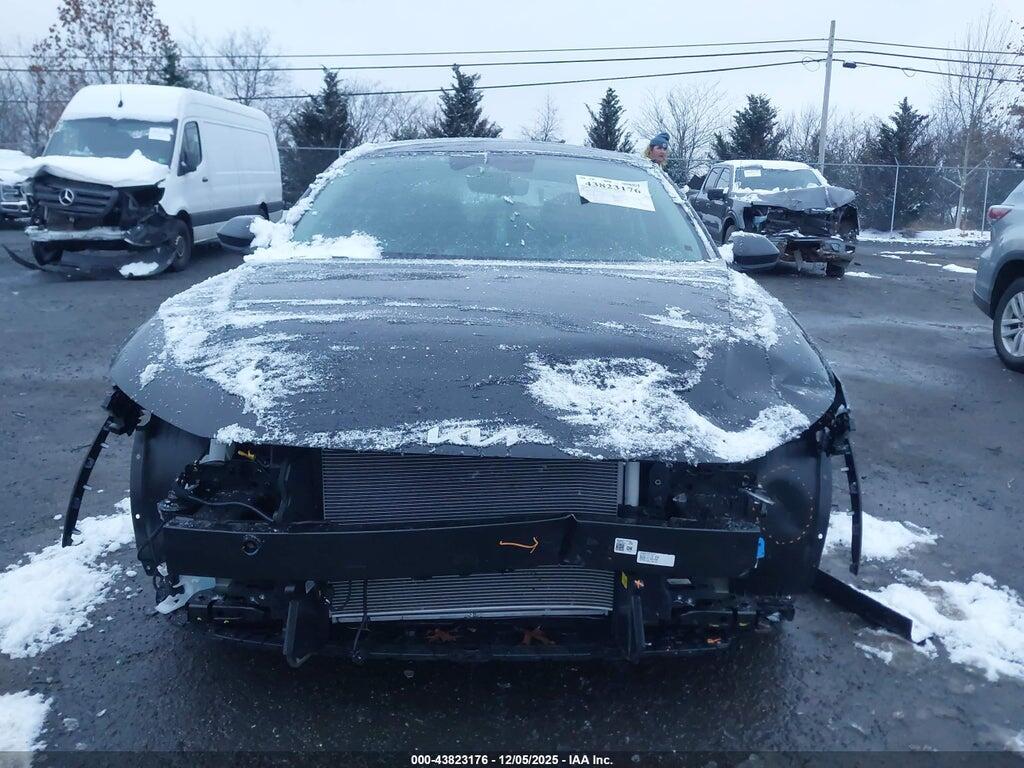 3KPFT4DE3SE158020 2025 KIA K4 photo no. 12