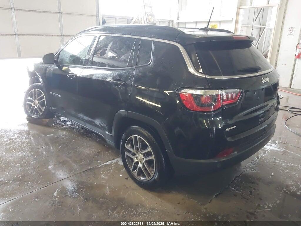 3C4NJCBB2LT158818 2020 JEEP COMPASS photo no. 3