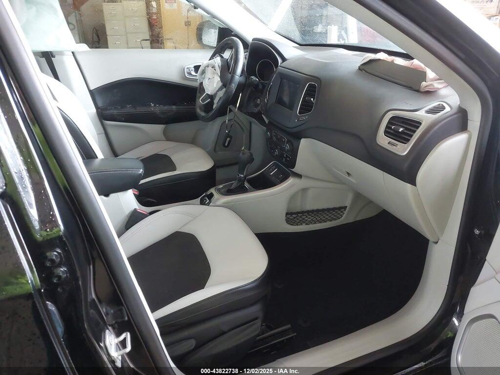 3C4NJCBB2LT158818 2020 JEEP COMPASS photo no. 5