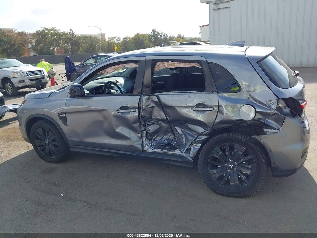 JA4ARUAU3PU005886 2023 MITSUBISHI OUTLANDER SPORT photo no. 6