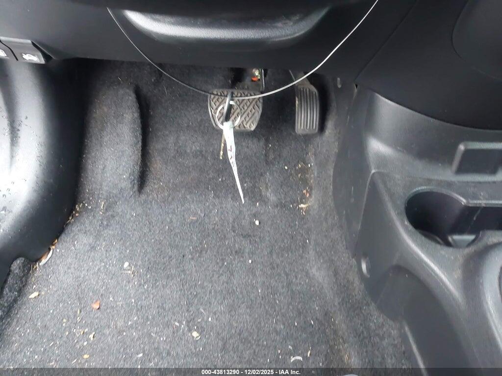 3N1CE2CPXHL379304 2017 NISSAN VERSA NOTE photo no. 11