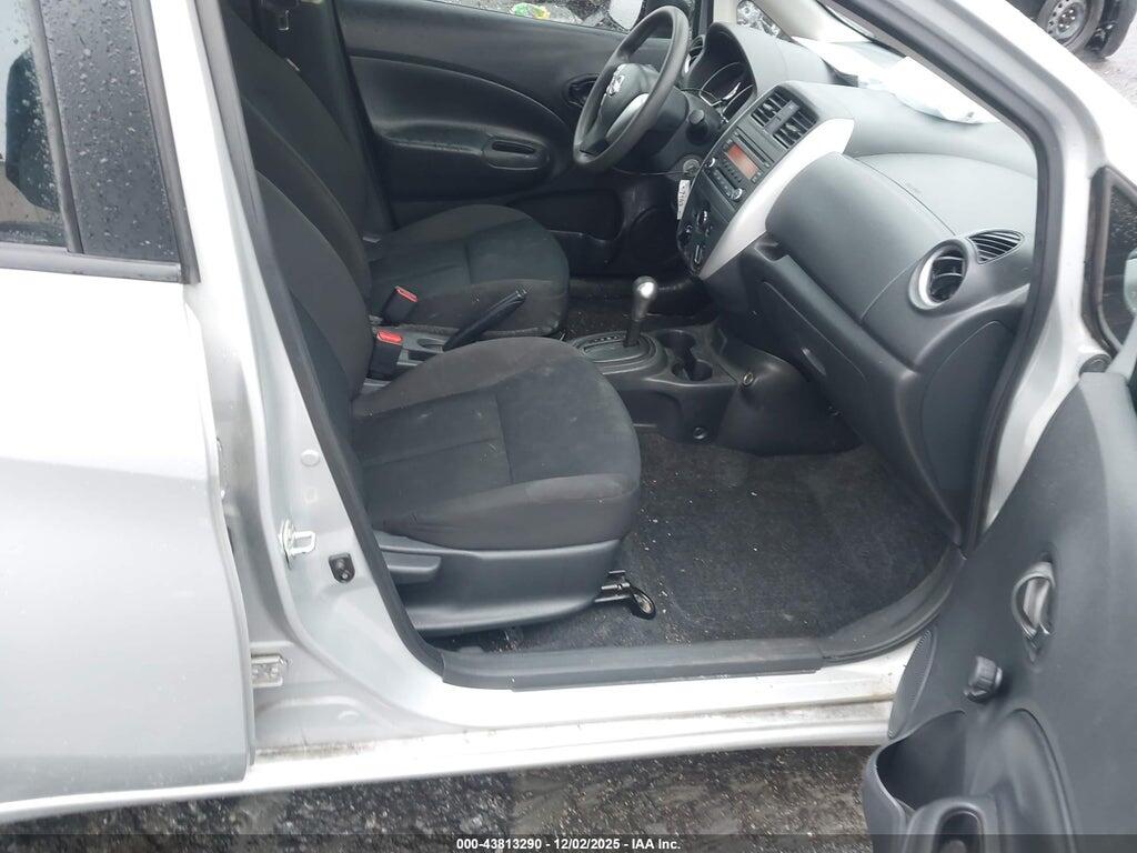 3N1CE2CPXHL379304 2017 NISSAN VERSA NOTE photo no. 5