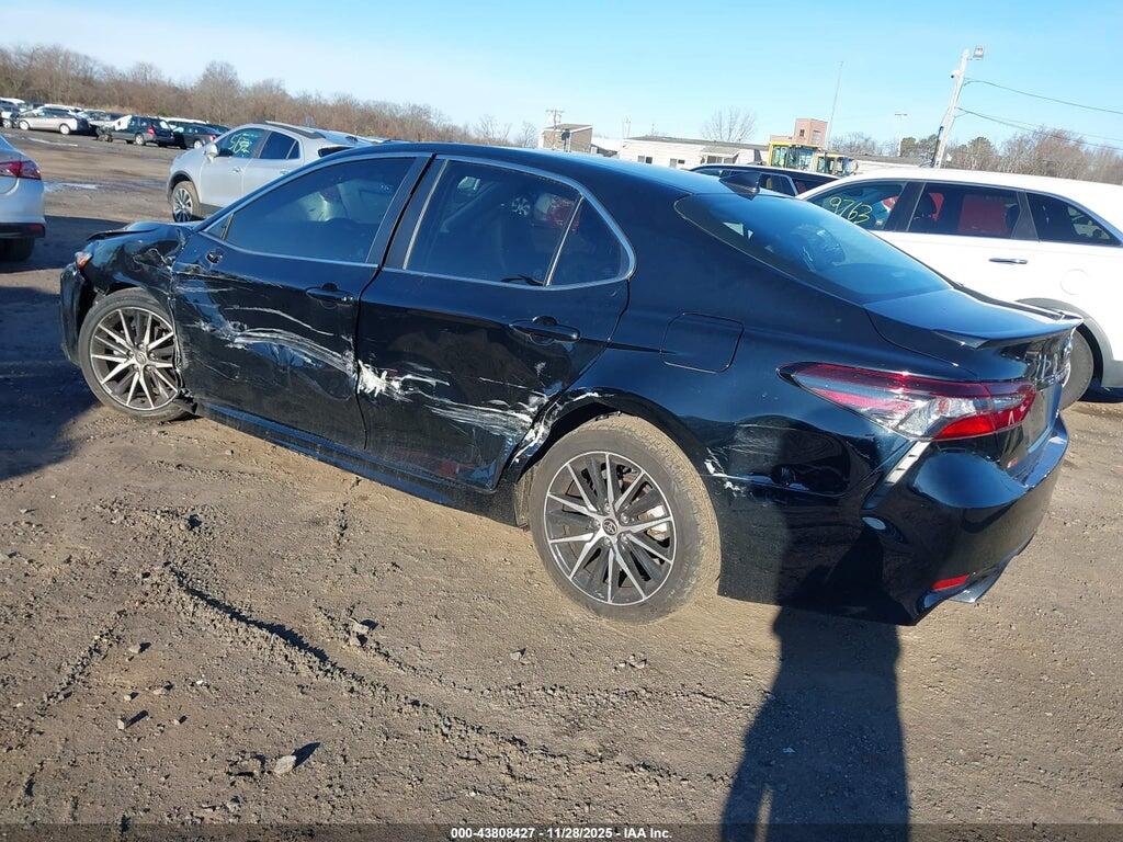 4T1G11AK5NU644428 2022 TOYOTA CAMRY photo no. 3