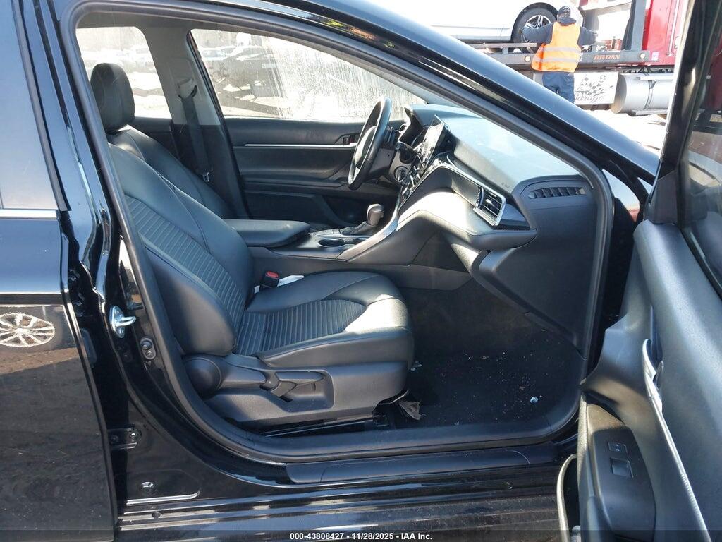 4T1G11AK5NU644428 2022 TOYOTA CAMRY photo no. 5