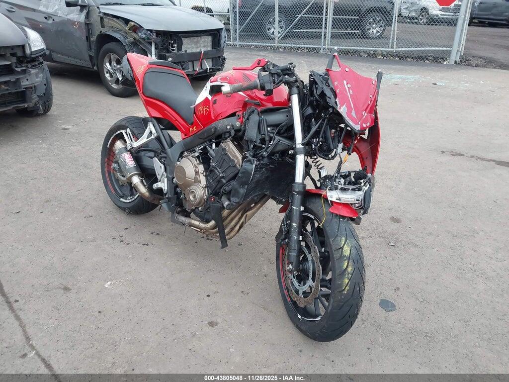 MLHRC7453J5400133 2018 HONDA CBR650 photo no. 1