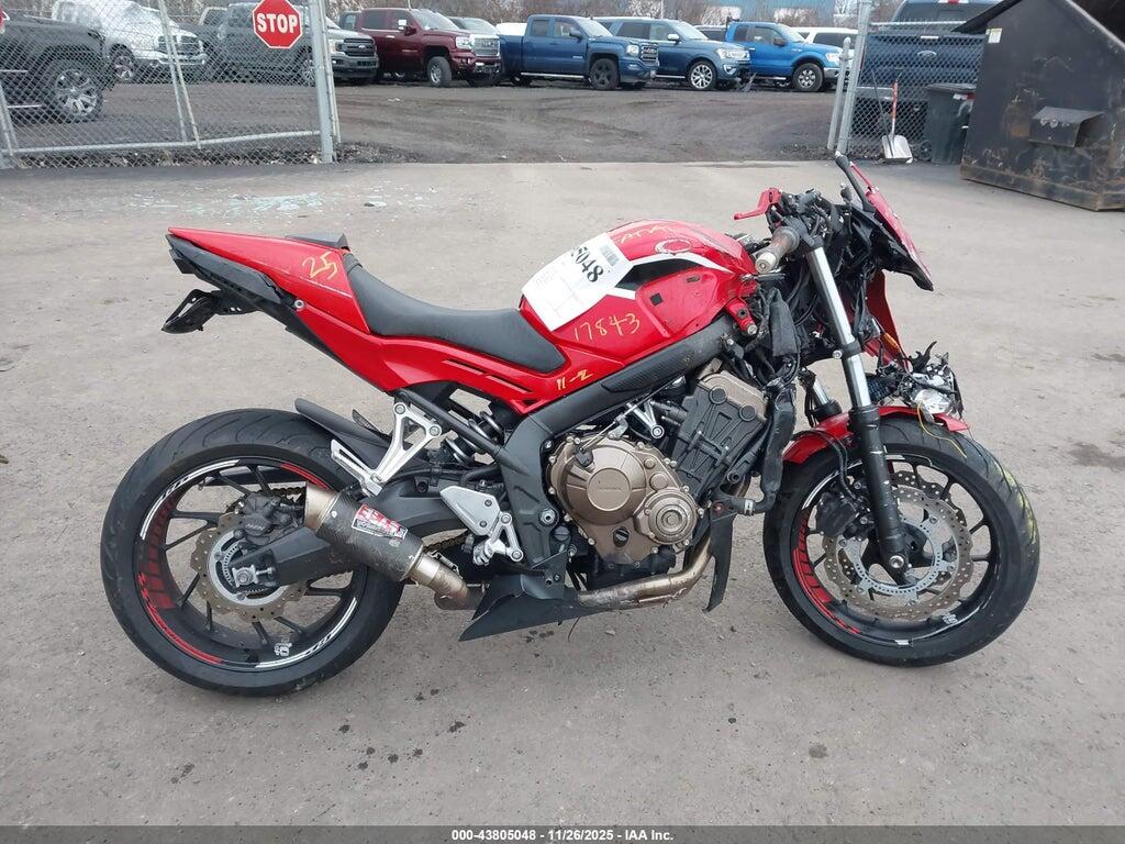MLHRC7453J5400133 2018 HONDA CBR650 photo no. 12