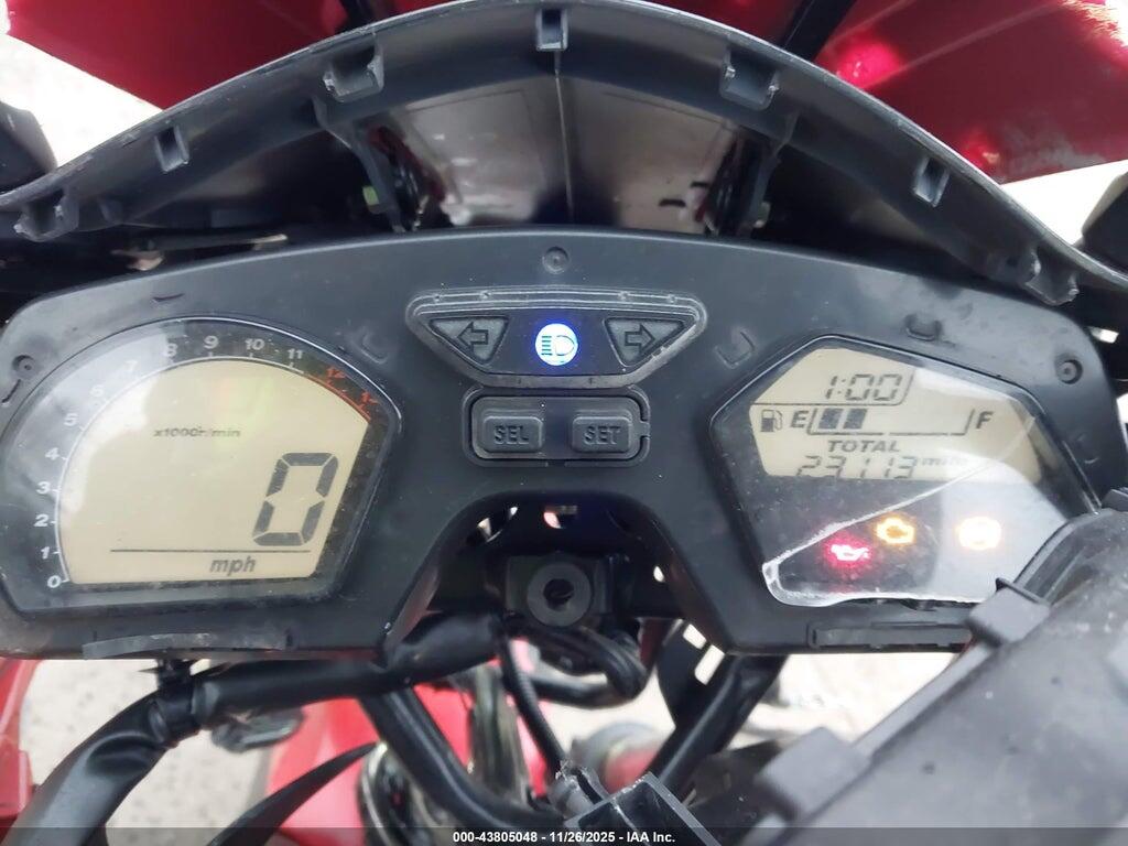 MLHRC7453J5400133 2018 HONDA CBR650 photo no. 7