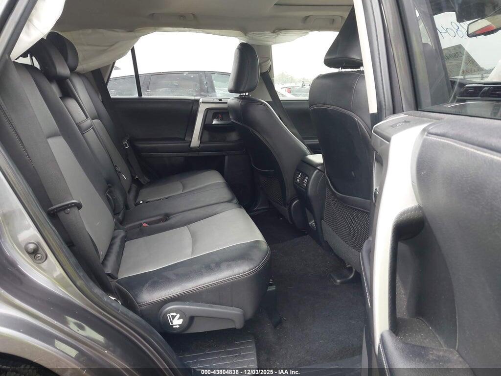 JTEFU5JRXN5262767 2022 TOYOTA 4RUNNER photo no. 8