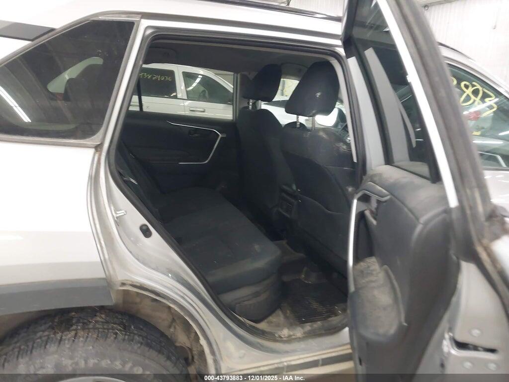 2T3MWRFV3KW021768 2019 TOYOTA RAV4 HYBRID photo no. 8
