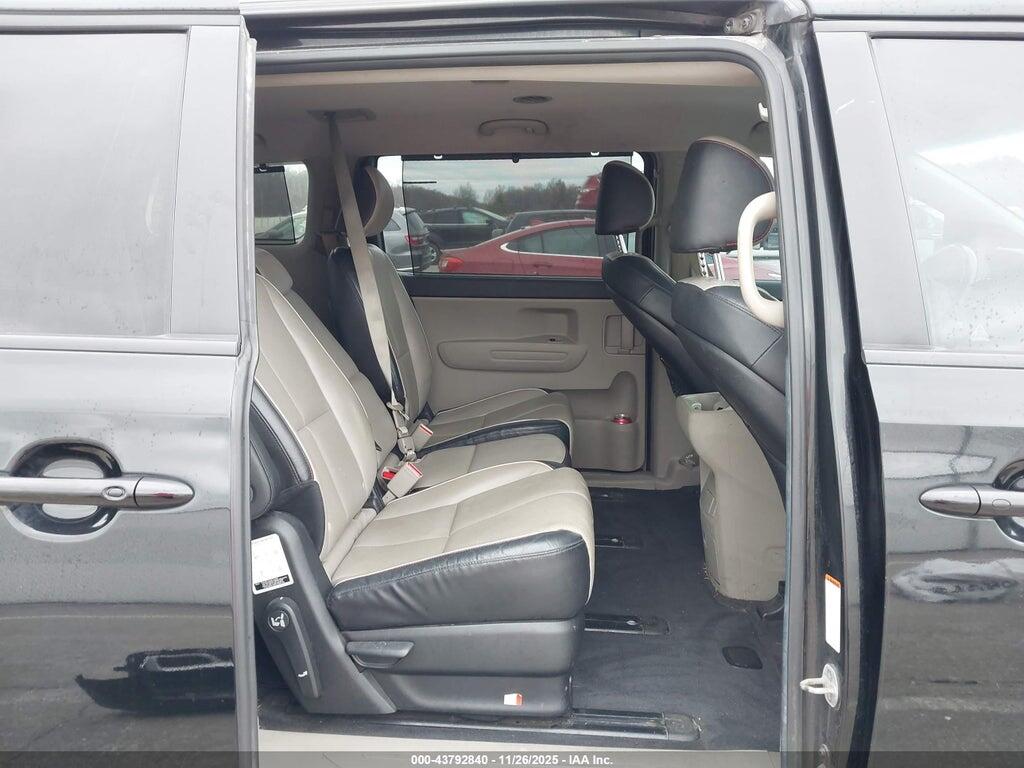 KNDMB5C10L6609328 2020 KIA SEDONA photo no. 8