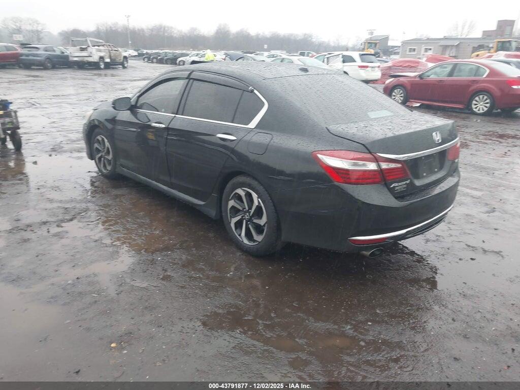 1HGCR3F08HA014151 2017 HONDA ACCORD photo no. 3