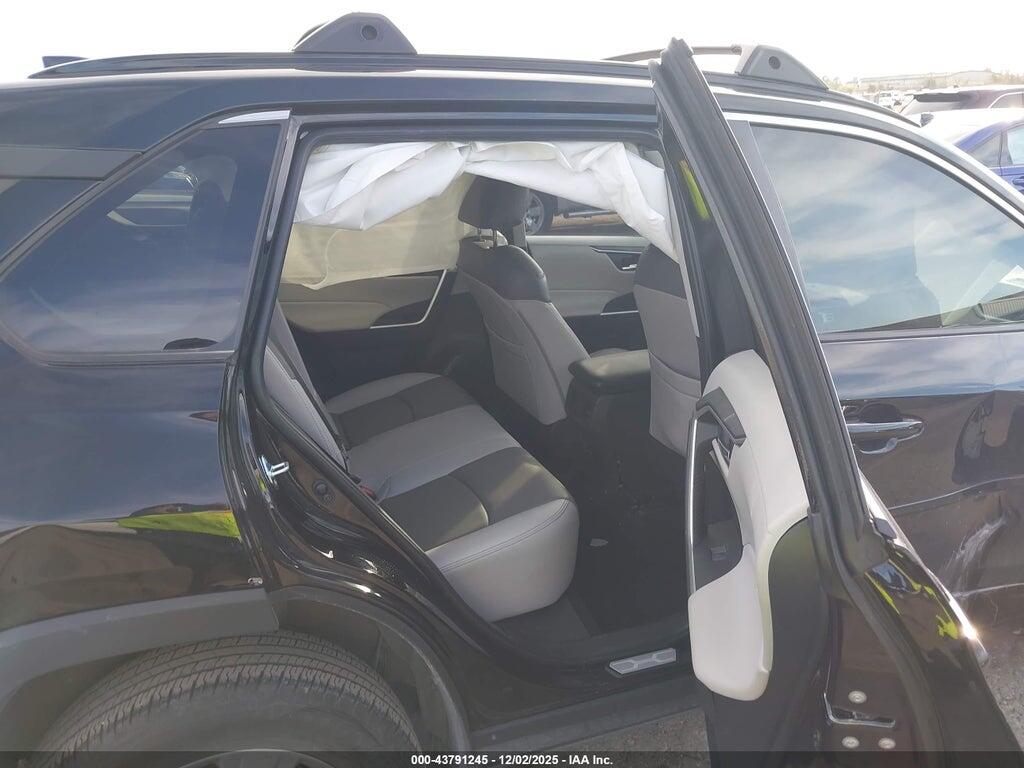 2T3W1RFV0RC275084 2024 TOYOTA RAV4 photo no. 8