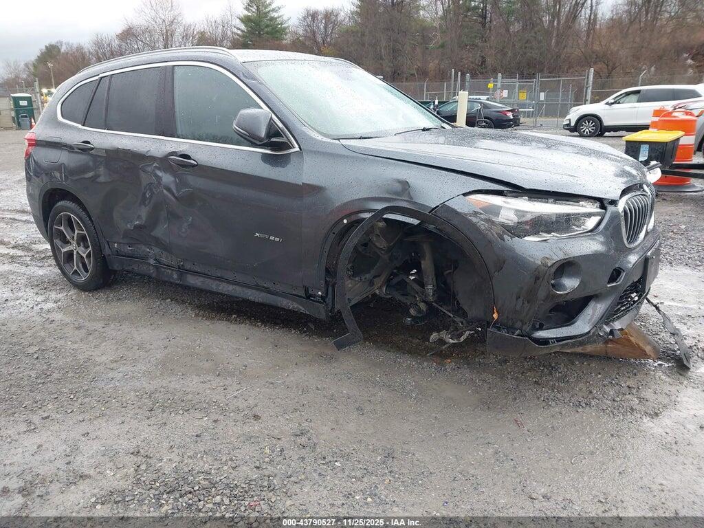 WBXHT3C33H5F71021 2017 BMW X1 photo no. 1