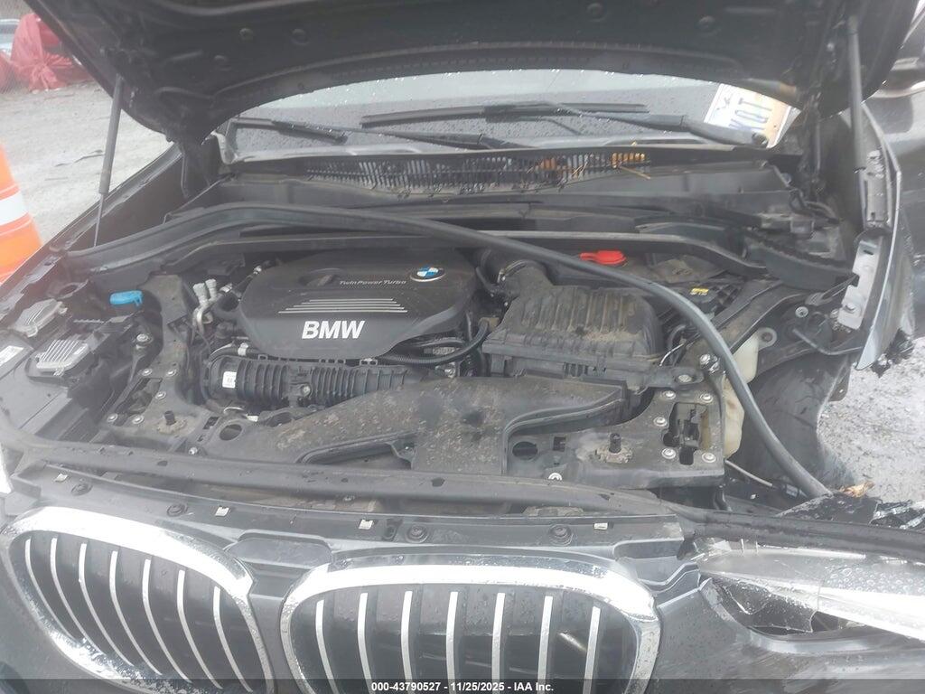 WBXHT3C33H5F71021 2017 BMW X1 photo no. 10