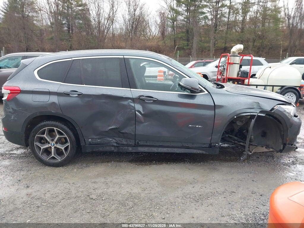WBXHT3C33H5F71021 2017 BMW X1 photo no. 12