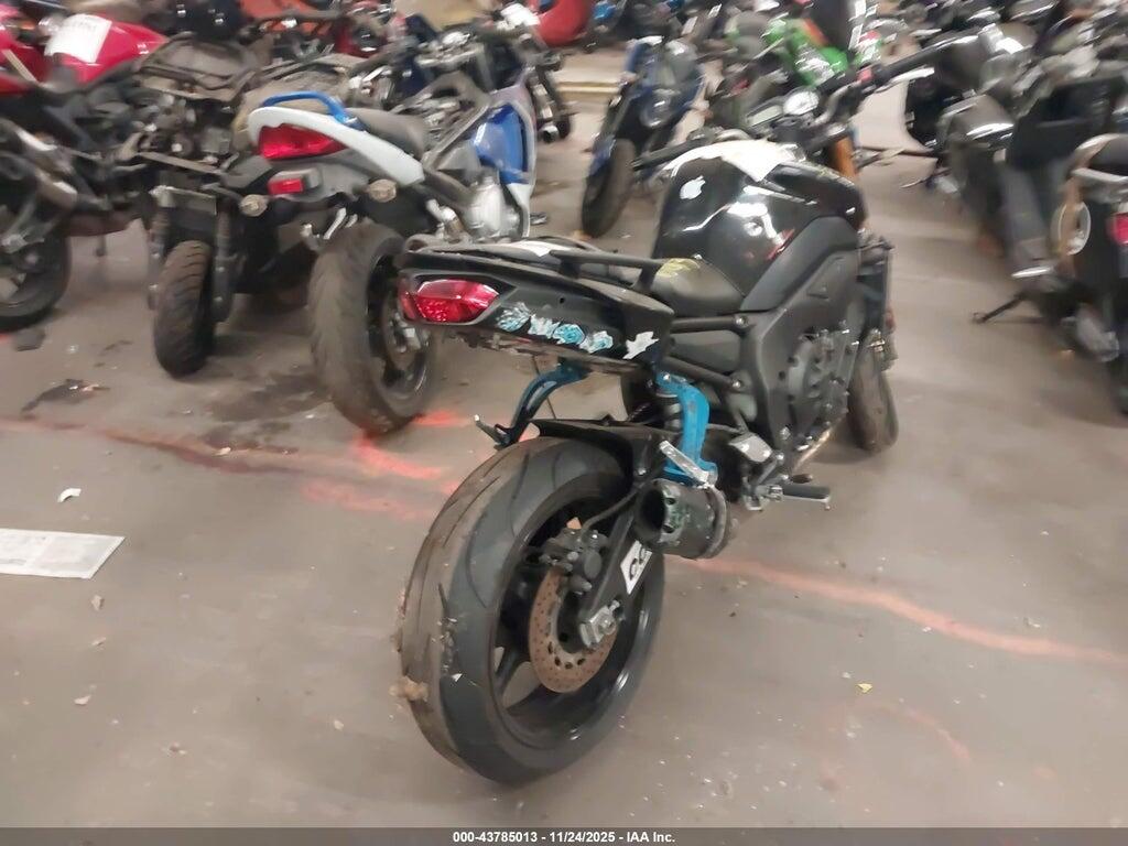 JYARN27E5BA000901 2011 YAMAHA FZ8 photo no. 4