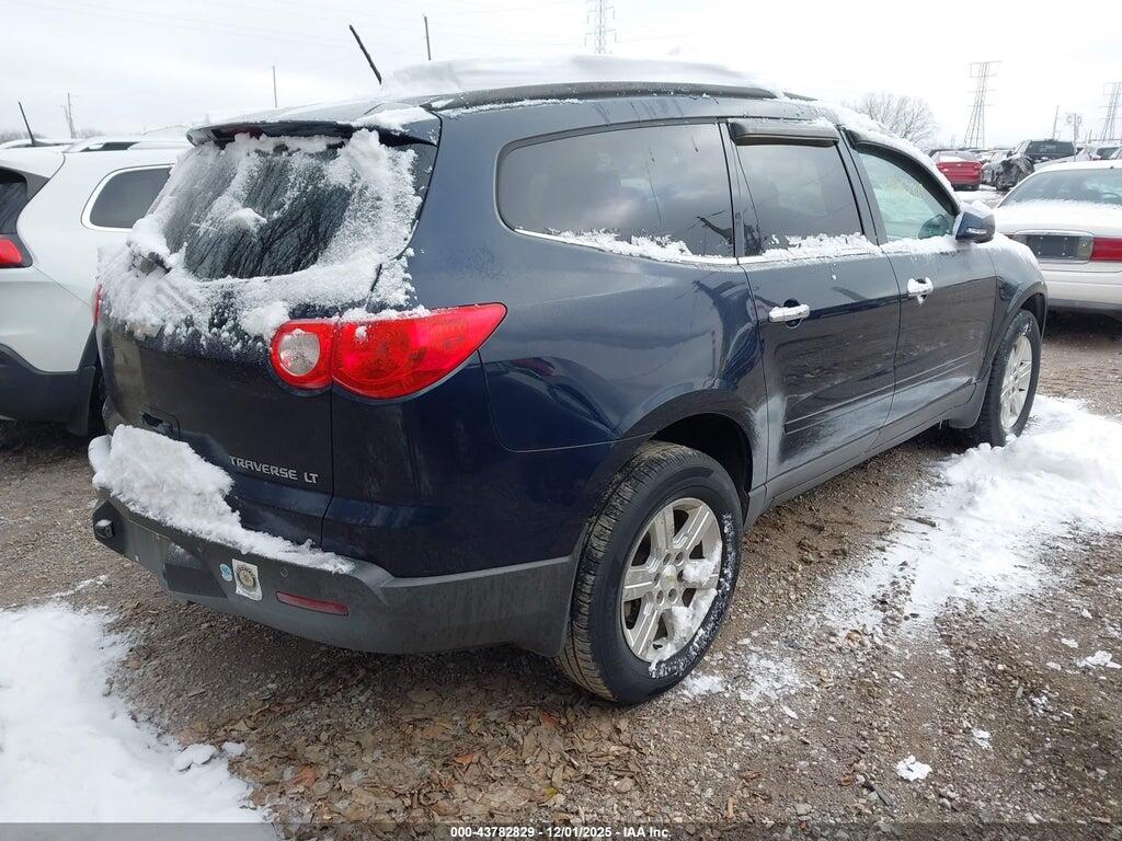 1GNKRJED1BJ310212 2011 CHEVROLET TRAVERSE photo no. 4