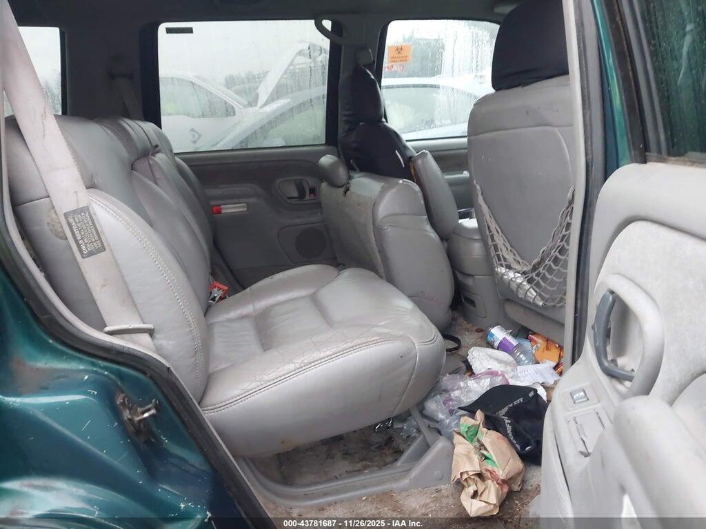 1GNEK13R1VJ301255 1997 CHEVROLET TAHOE photo no. 8