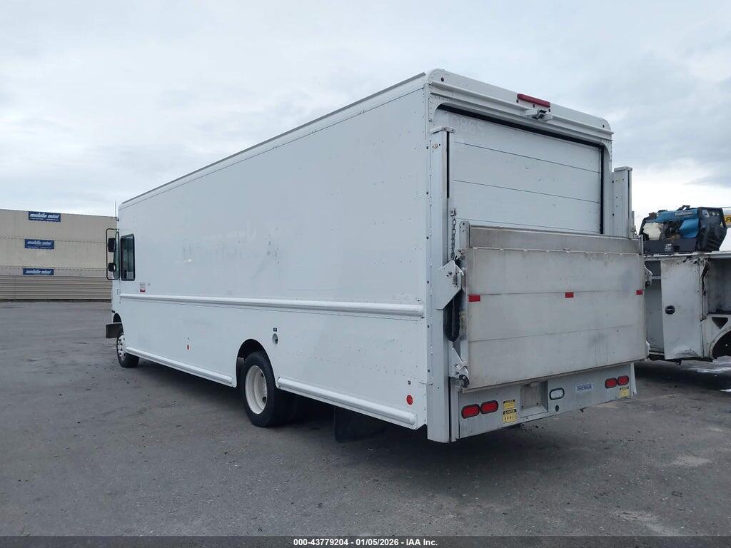 4UZAC3DV6CCBT7139 2012 FREIGHTLINER CHASSIS photo no. 3