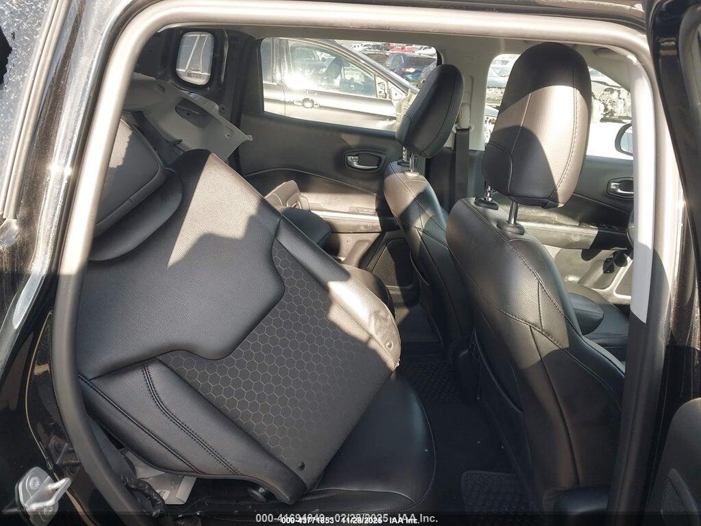 3C4NJDBB8KT623171 2019 JEEP COMPASS photo no. 8