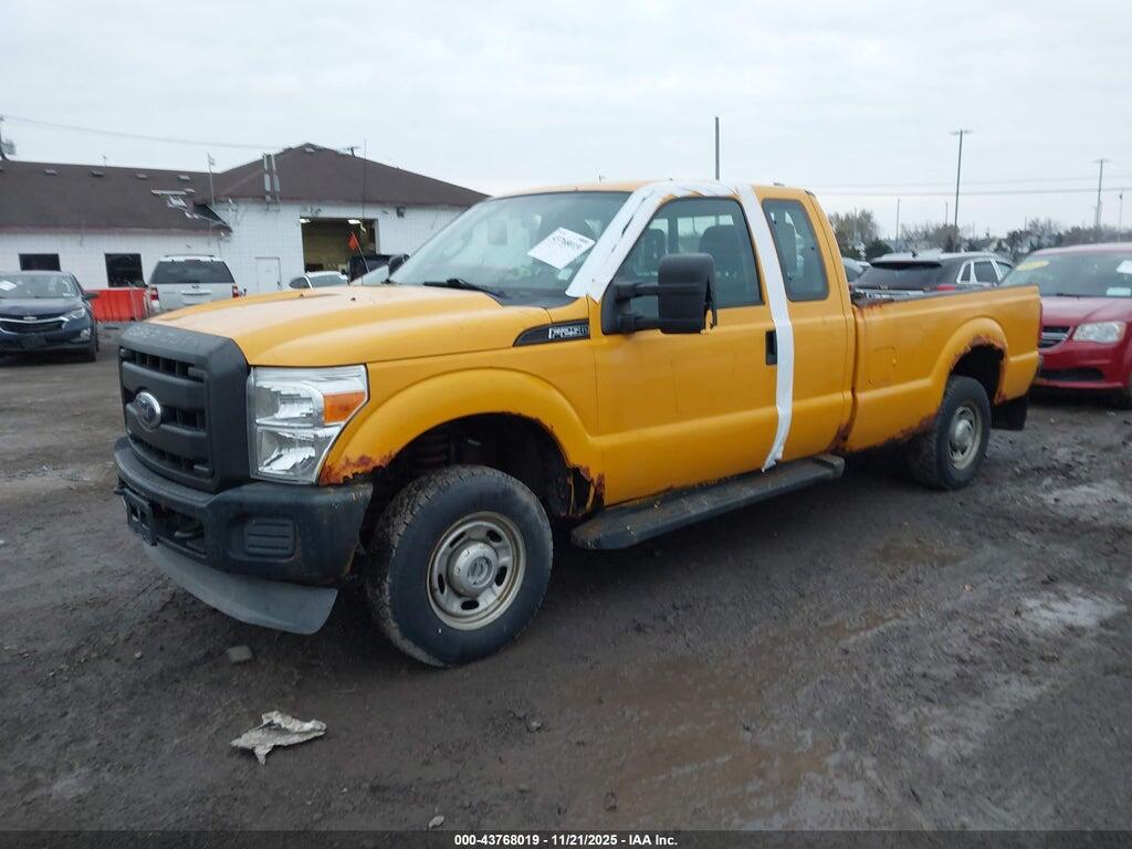 1FT7X2B62BEA70600 2011 FORD F-250 photo no. 2