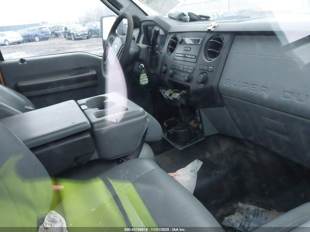 1FT7X2B62BEA70600 2011 FORD F-250 photo no. 5