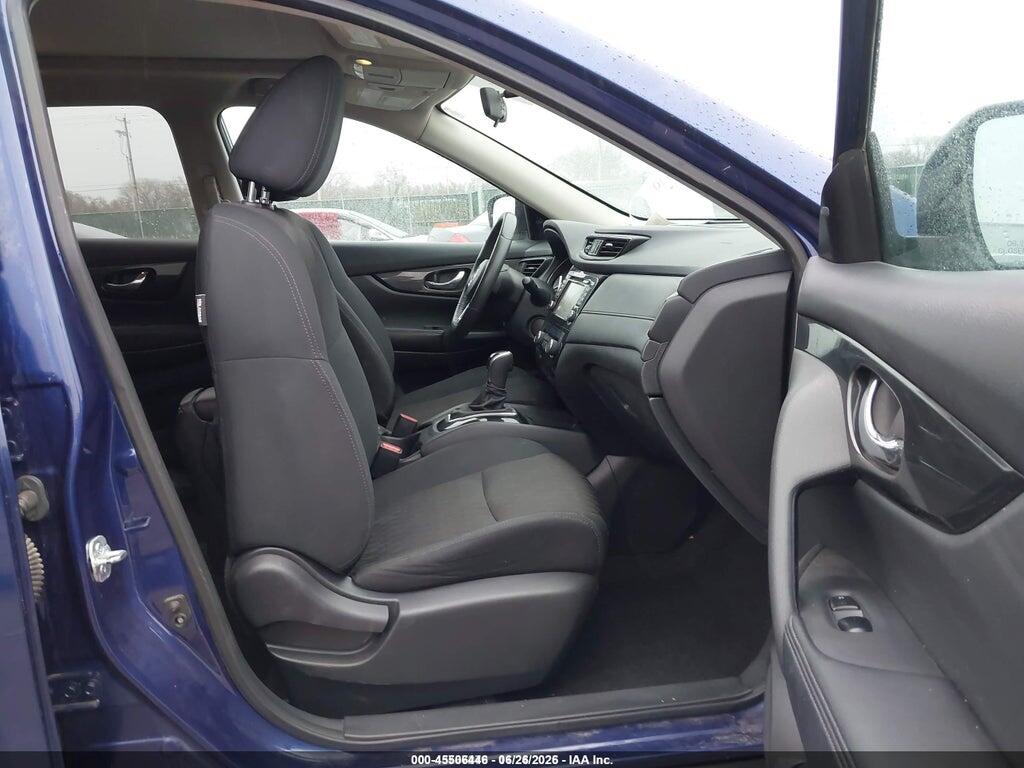 5N1AT2MVXHC769902 2017 NISSAN ROGUE photo no. 5