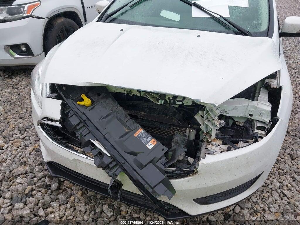 1FADP3F20HL337517 2017 FORD FOCUS photo no. 6