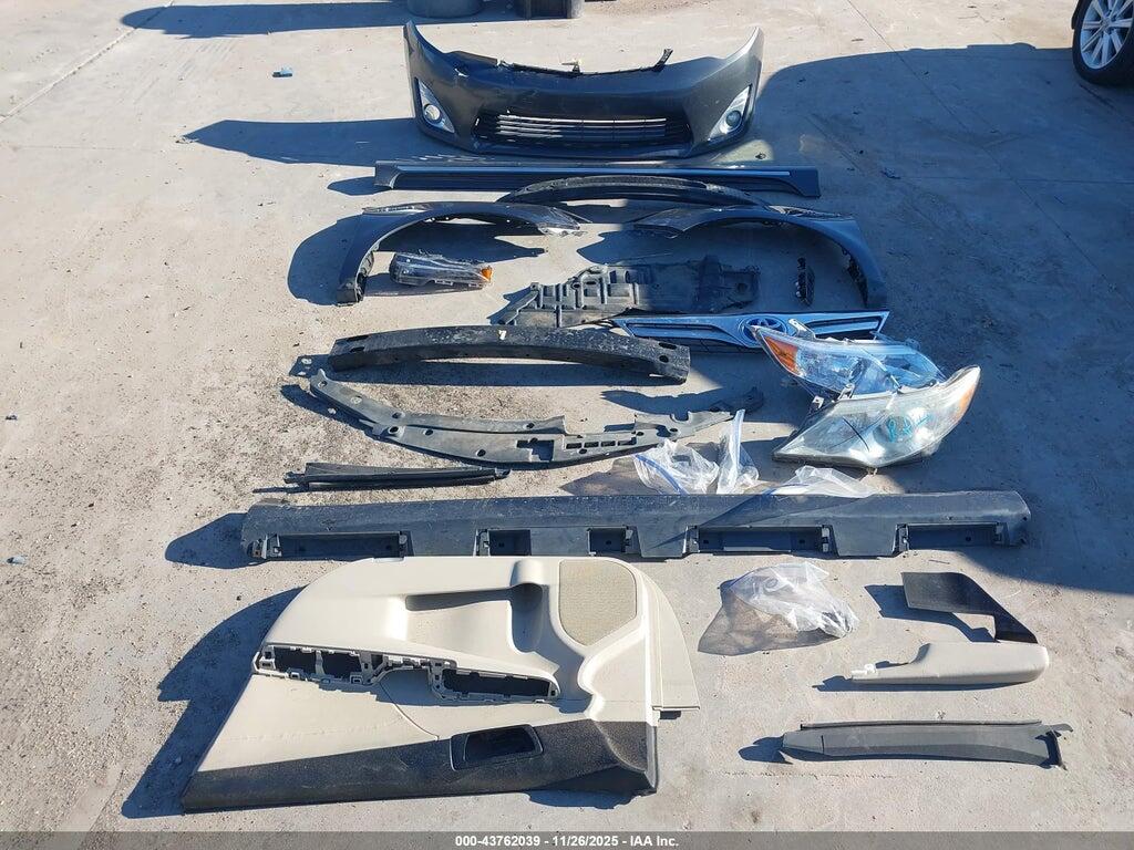 4T1BD1FK0DU065761 2013 TOYOTA CAMRY HYBRID photo no. 12