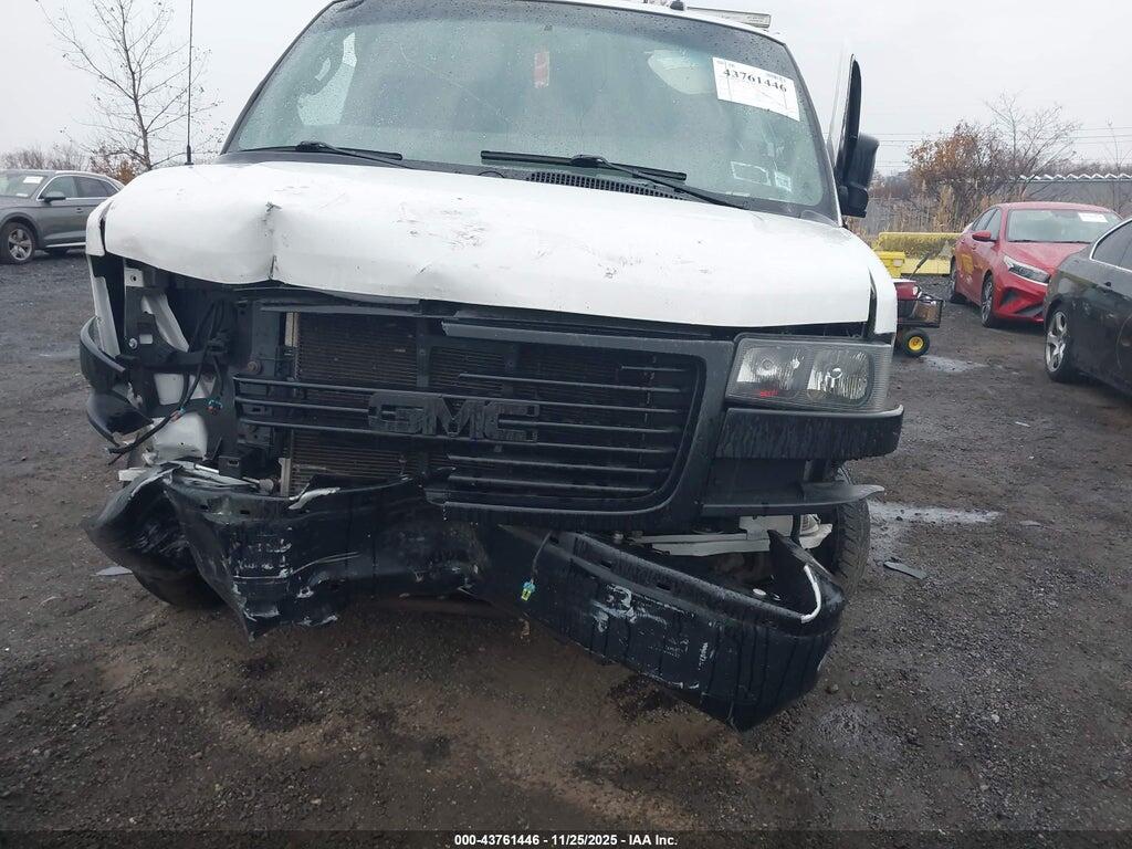 1GTW7AFG3K1155428 2019 GMC SAVANA 2500 photo no. 6