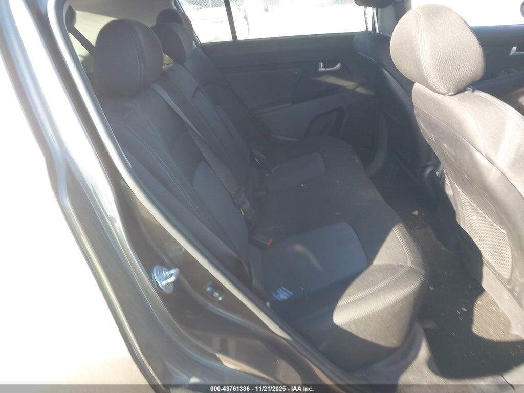 KNDPBCAC4F7758572 2015 KIA SPORTAGE photo no. 8