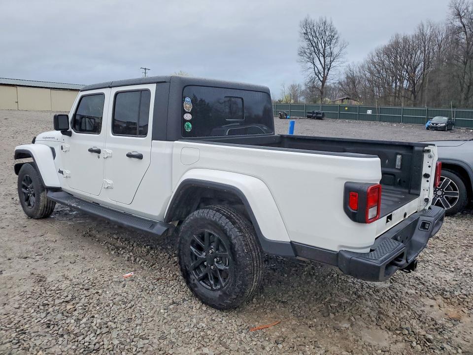 2022 JEEP GLADIATOR SPORT — Фото 2 из 13