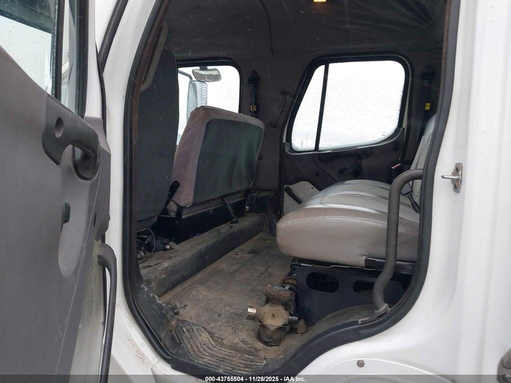 1FVDCXBS7CDBM3533 2012 FREIGHTLINER M2 photo no. 7