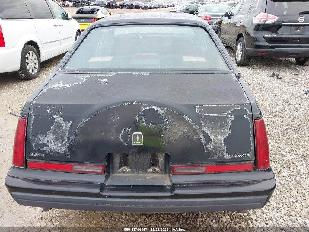 1LNCM93E7NY689830 1992 LINCOLN MARK VII photo no. 6