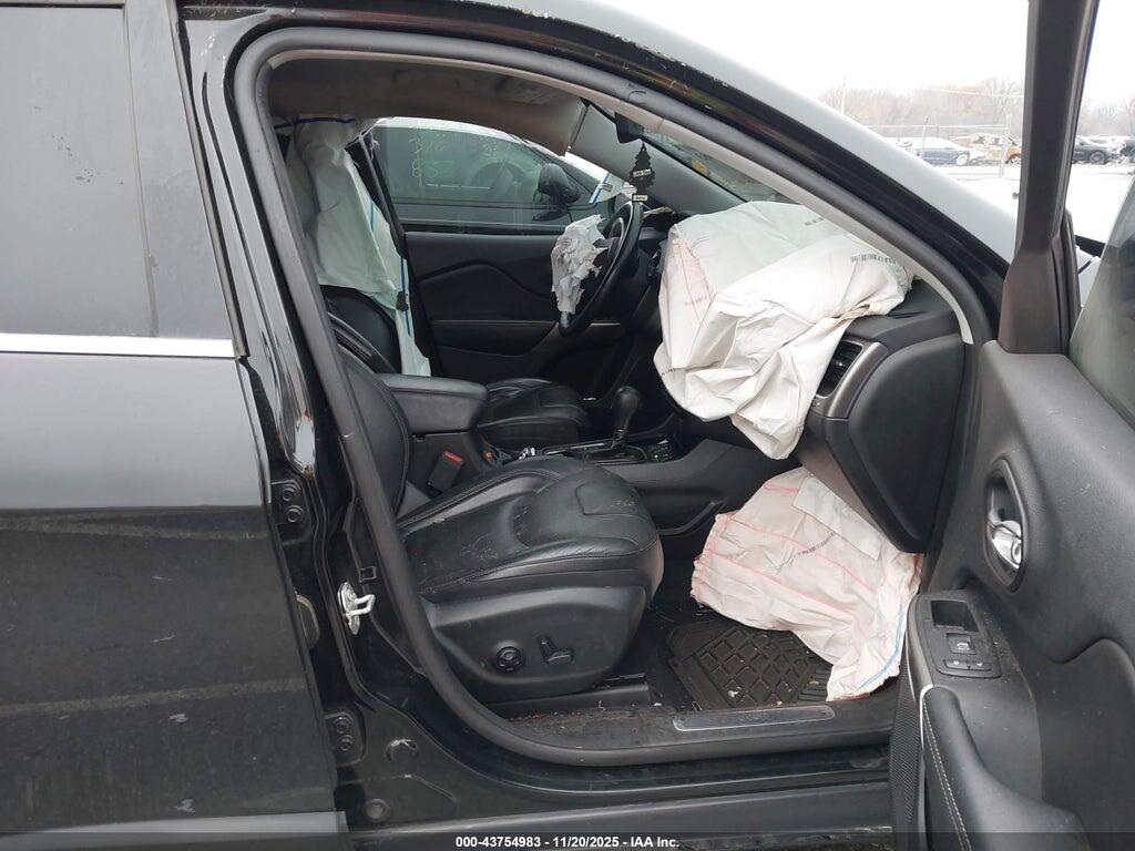1C4PJMDX9KD303509 2019 JEEP CHEROKEE photo no. 5