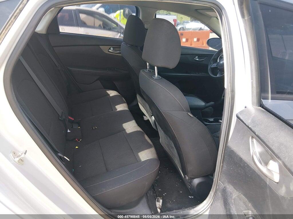 3KPF24AD4KE058782 2019 KIA FORTE photo no. 8