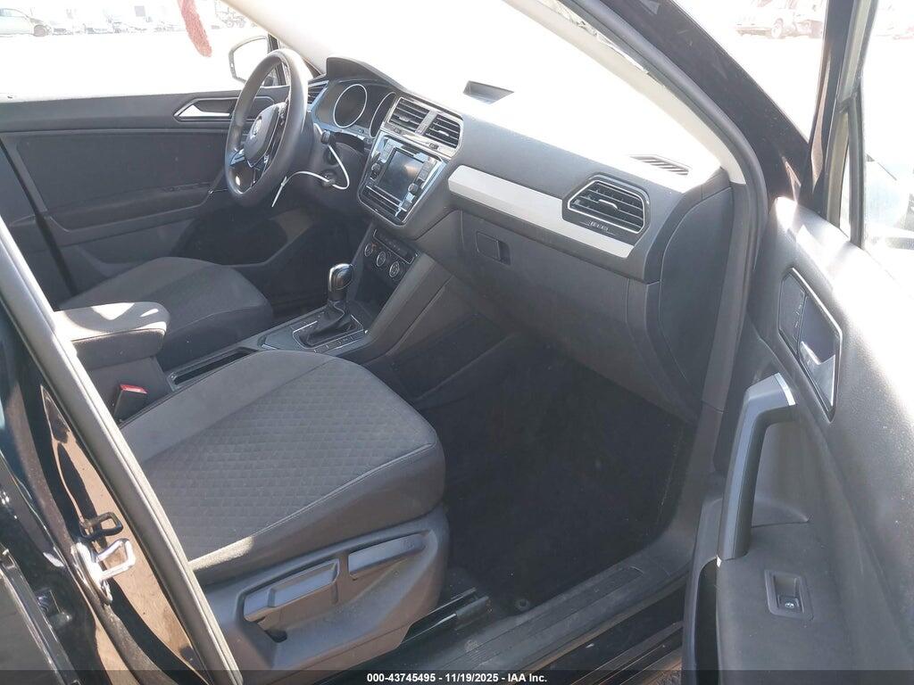 3VV1B7AX6JM079449 2018 VOLKSWAGEN TIGUAN photo no. 5