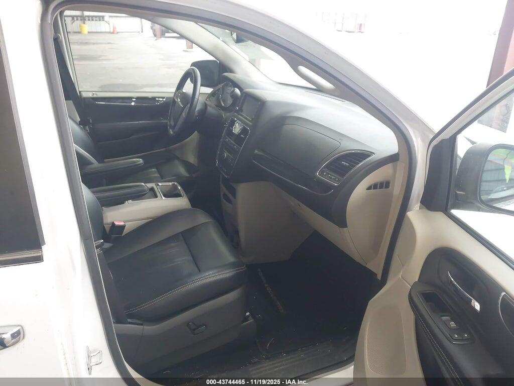 2C4RC1CG3FR674610 2015 CHRYSLER TOWN & COUNTRY photo no. 5