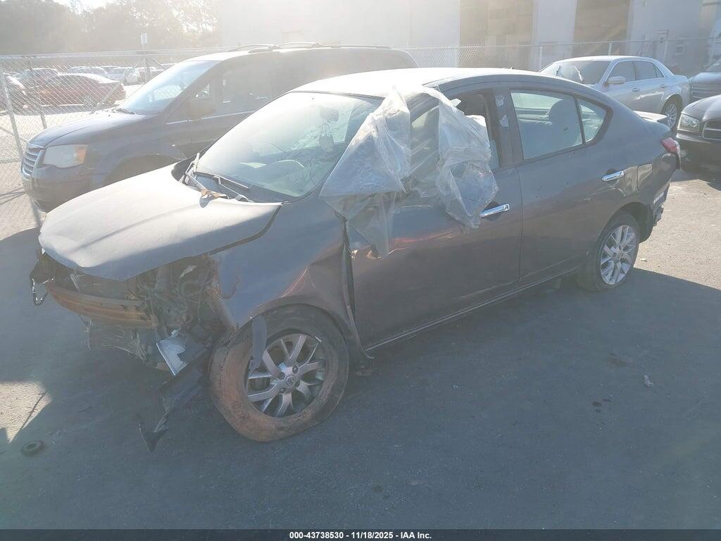3N1CN7AP3HL818133 2017 NISSAN VERSA photo no. 2