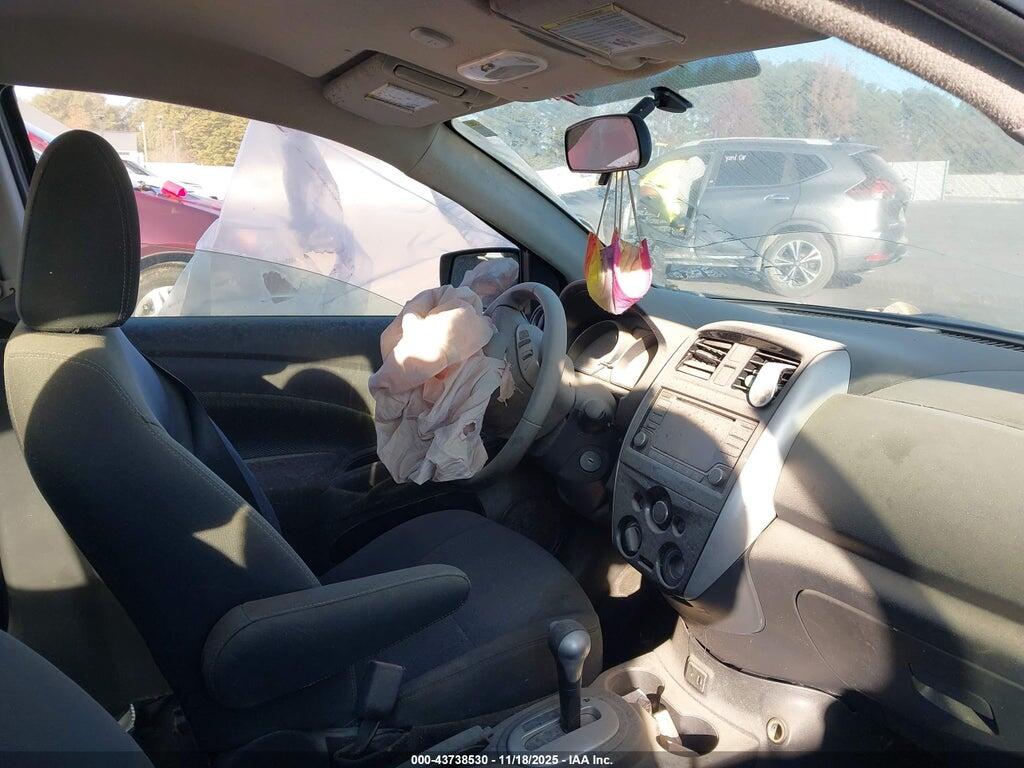 3N1CN7AP3HL818133 2017 NISSAN VERSA photo no. 5