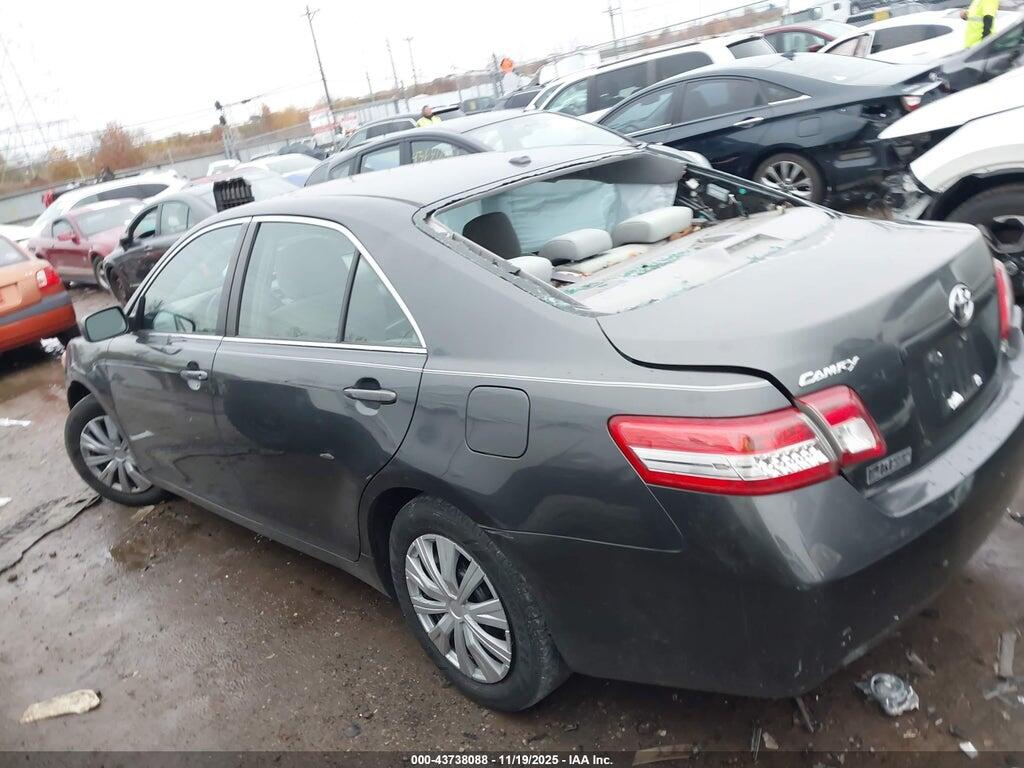 4T1BF3EK8AU077885 2010 TOYOTA CAMRY photo no. 3