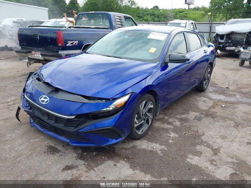 KMHLM4DGXSU974138 2025 HYUNDAI ELANTRA photo no. 2